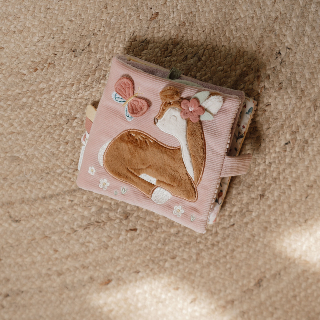 Livro de Atividades Fairy Garden - Little Dutch