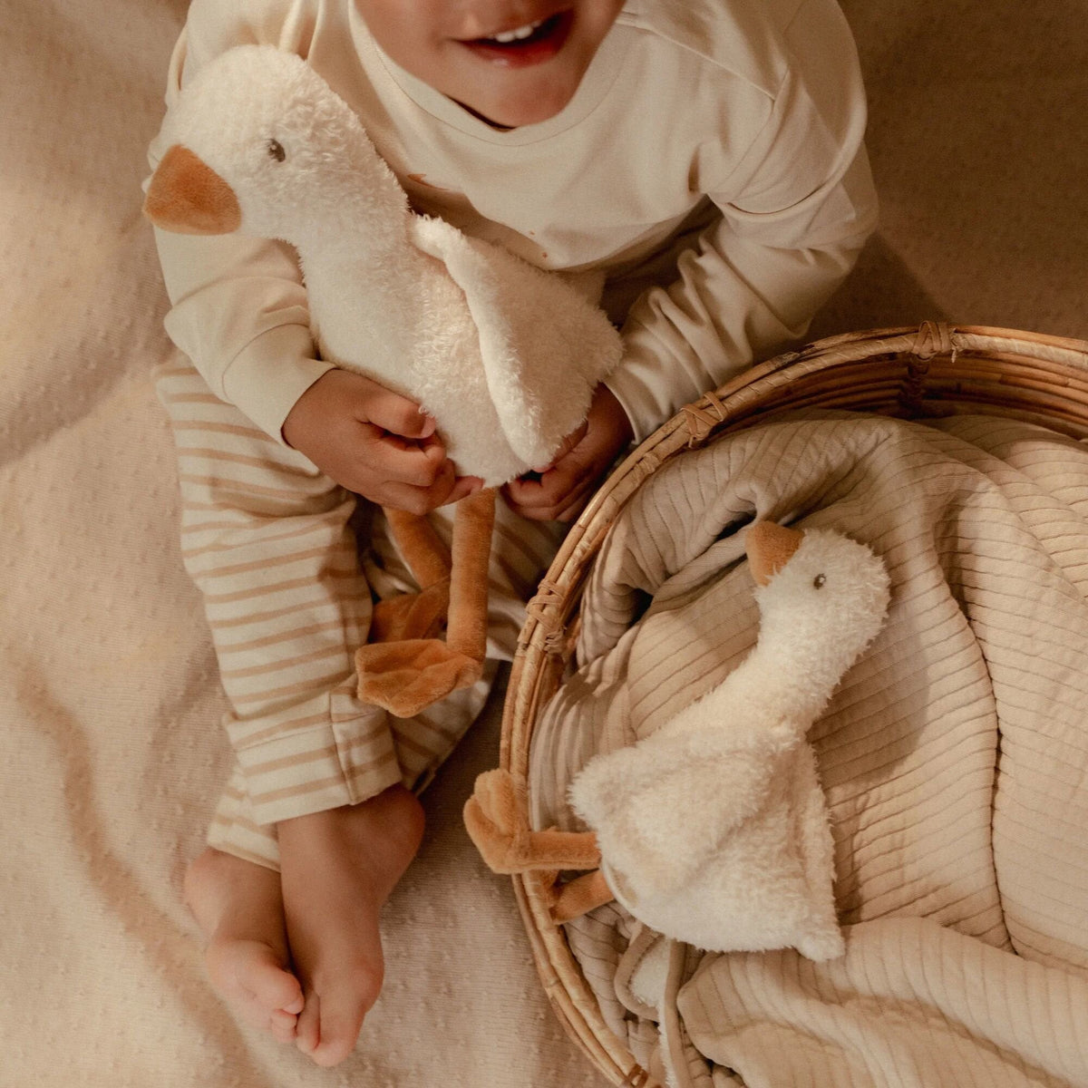 Cuddle Little Goose 25cm - Little Dutch