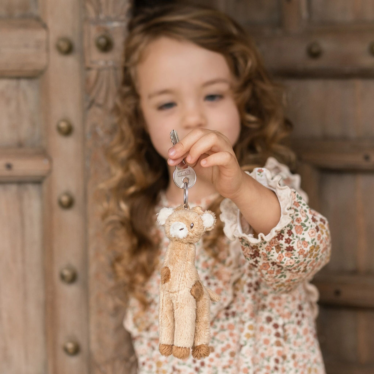 Porta-Chaves Girafa Little Dutch - em uso
