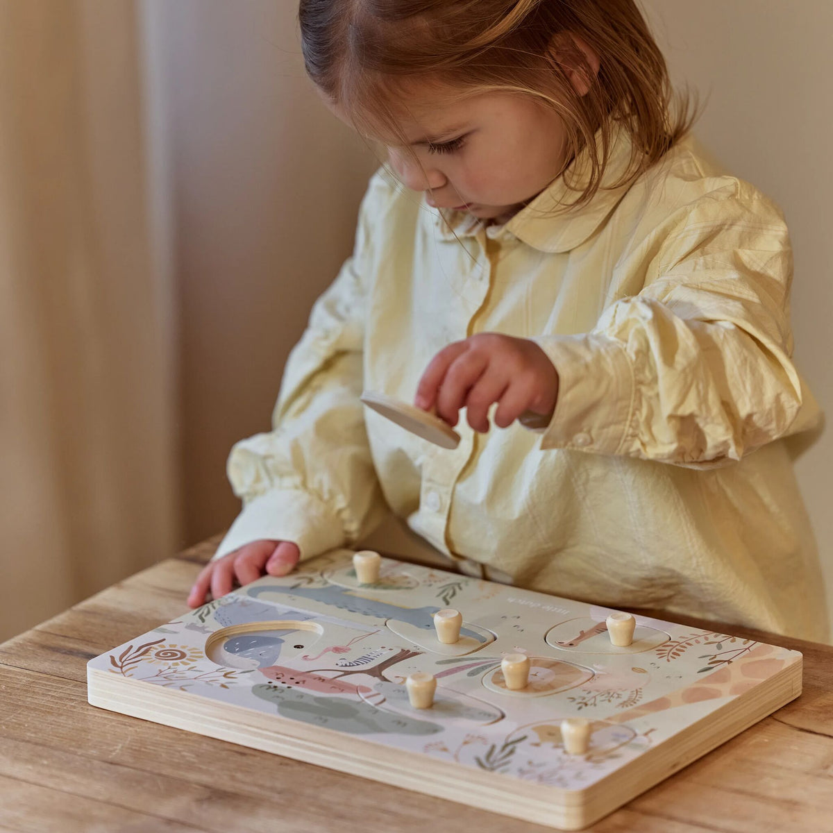 Puzzle Sonoro Verde Little Dutch - a brincar