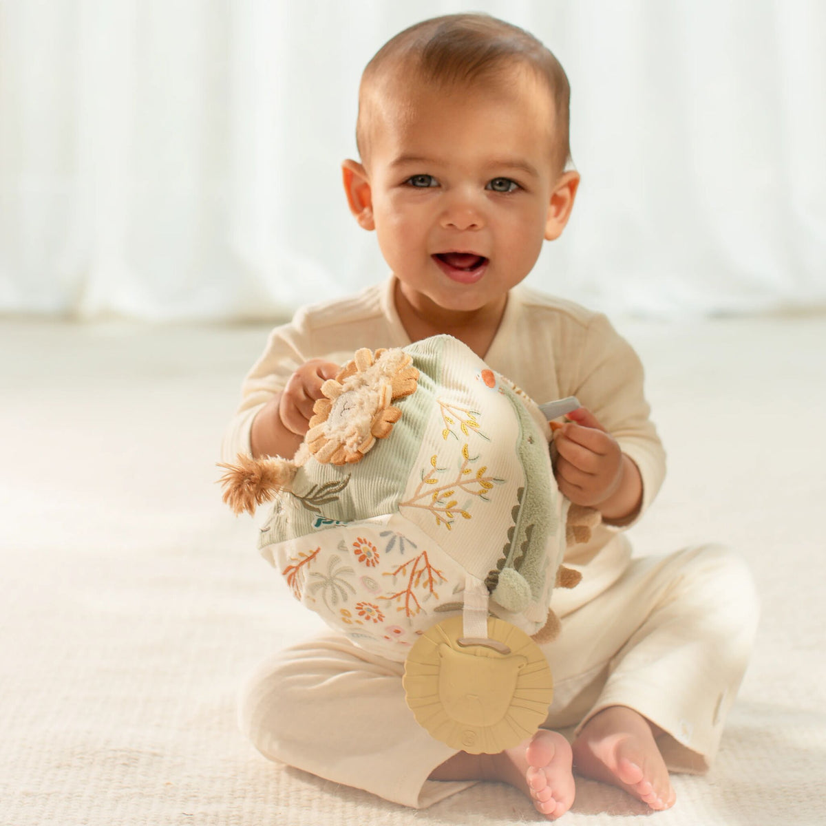 Cubo de Atividades Little Dutch - com bebé