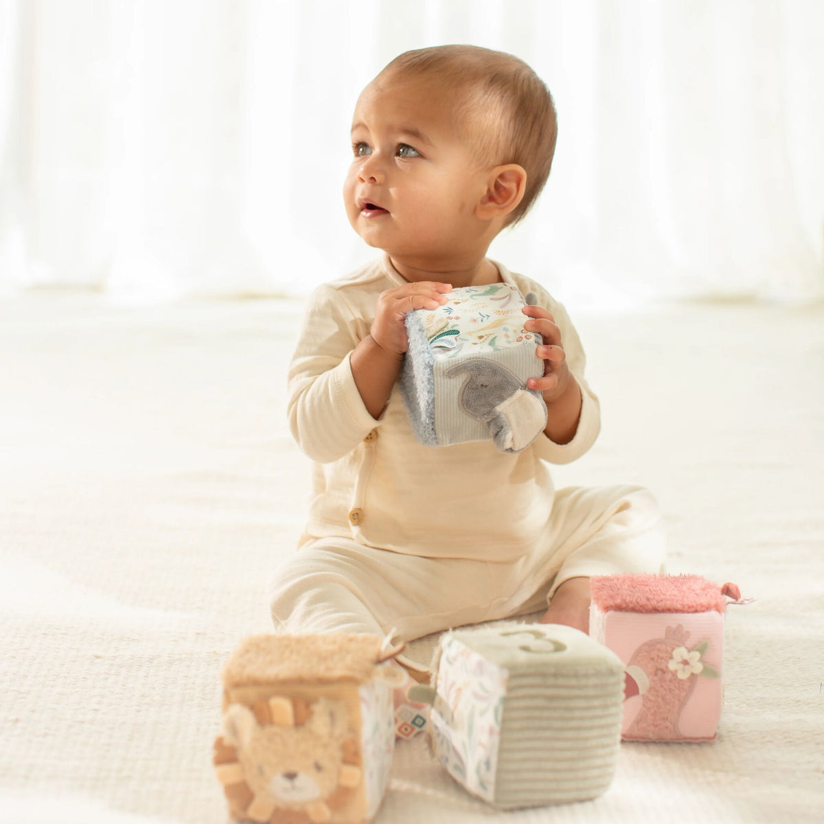 Cubos de Atividades Little Dutch - com bebé