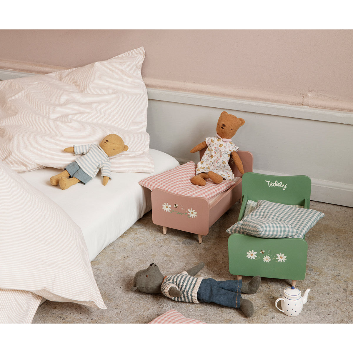 Cama de Madeira para Teddy Mom Rose Maileg - imagem 5