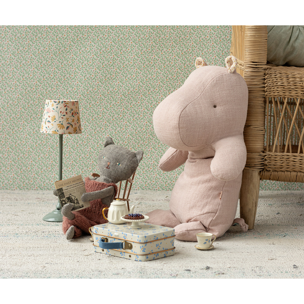 Hipopótamo de Peluche Médio Light Rose – Safari Friends Maileg - imagem 3
