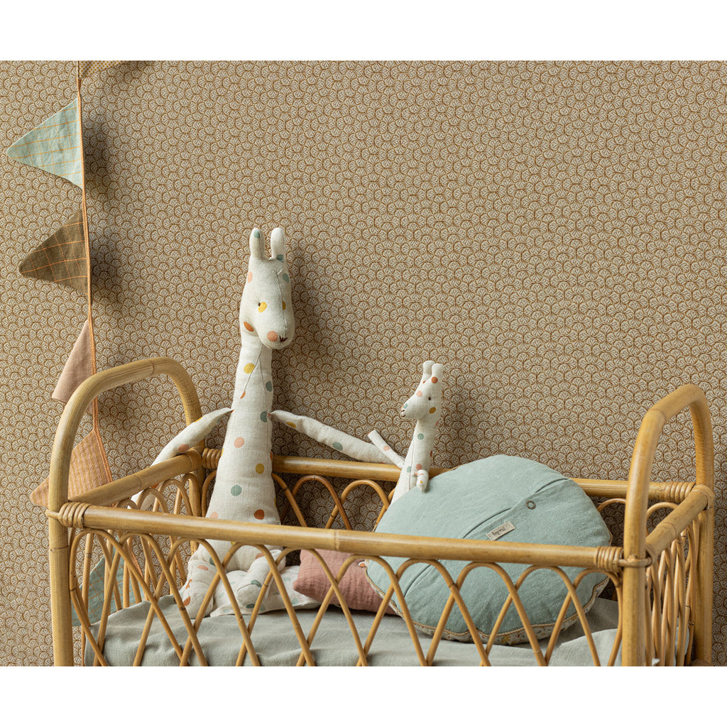 Girafa de Peluche Mini – Safari Friends Maileg - imagem 3
