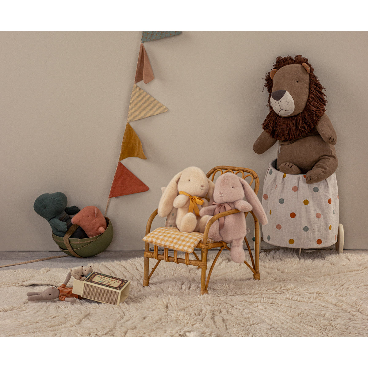Leão de Peluche Grande – Safari Friends Maileg - imagem 2