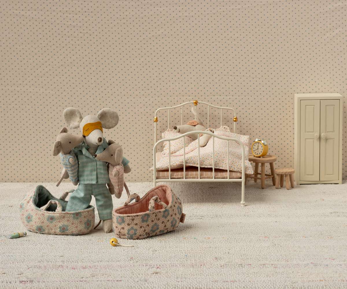 Baby Mouse in Carry Cot | Maileg |  Rose