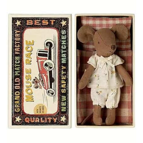 Big sister | mouse | in matchbox