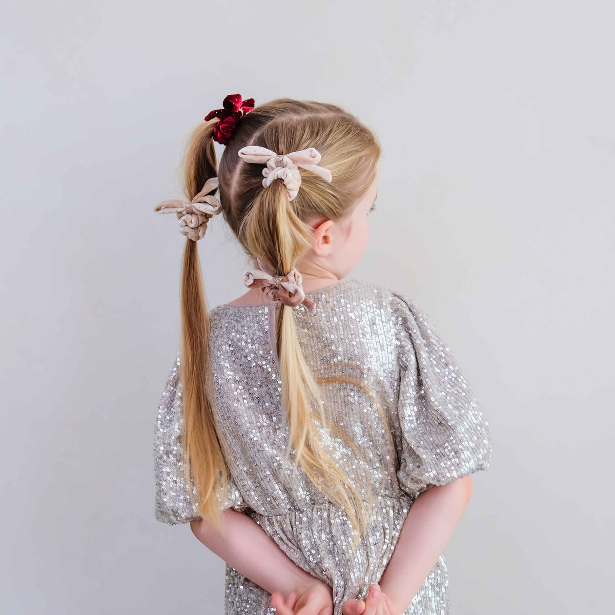 Pack 4 Scrunchies Velvet Bow Multi Mimi&Lula - imagem 3