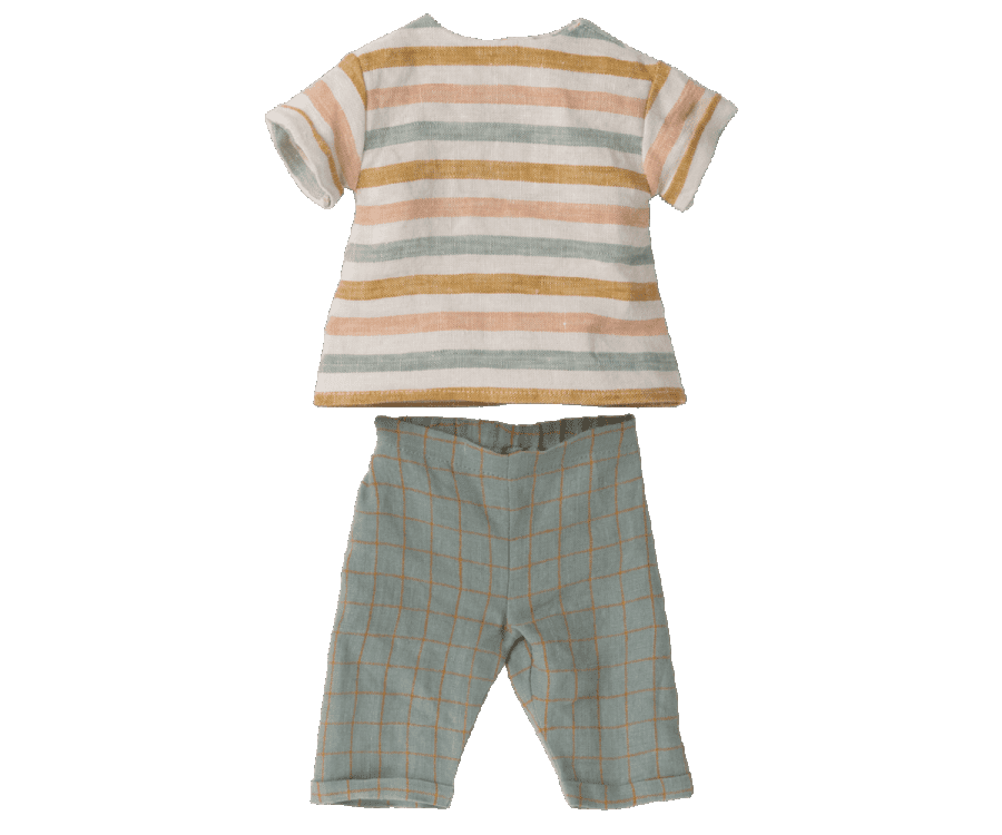 Rabbit | Size 4 | Pants and Shirt