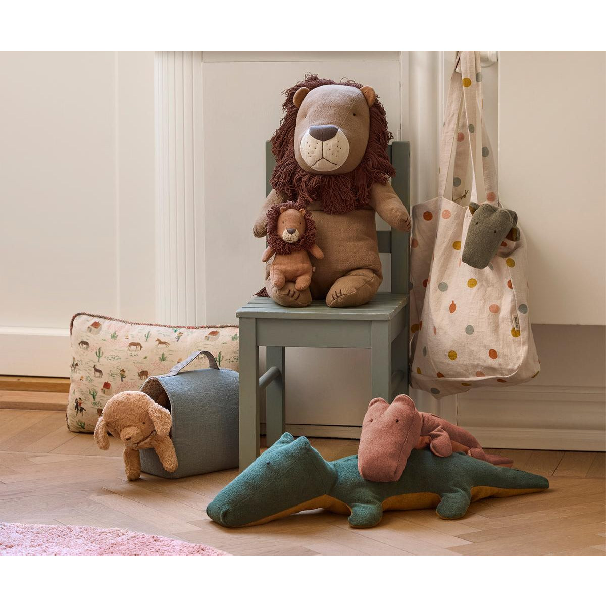 Leão de Peluche Grande – Safari Friends Maileg - imagem 4