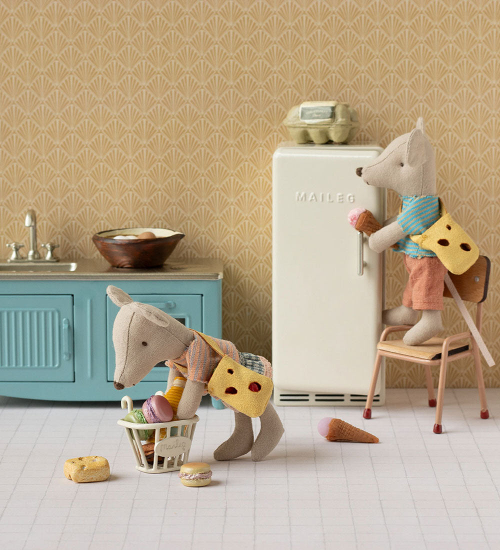 Little Brother Mouse With Bag | Maileg