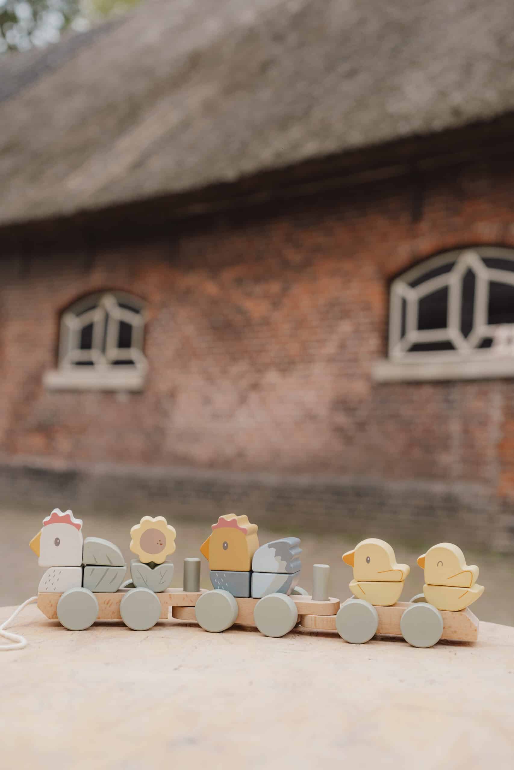 Comboio de Empilhar | Galinha | Little Farm