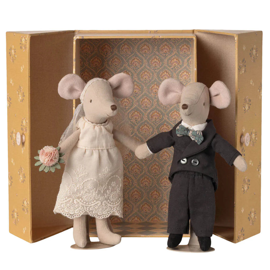 Wedding mice couple in box | Maileg | Mum and Dad