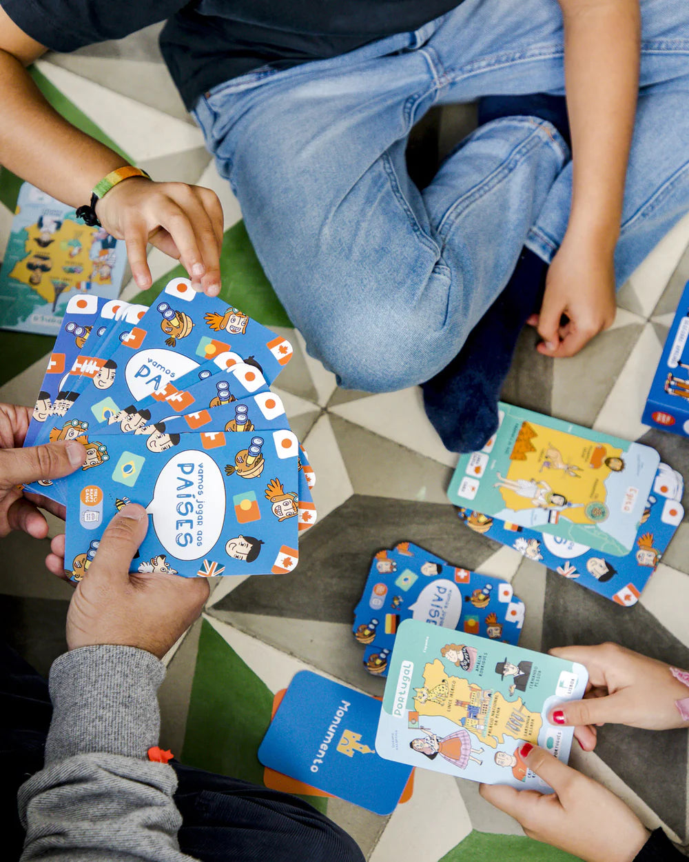 Brain Away | Vamos Jogar aos PAÍSES