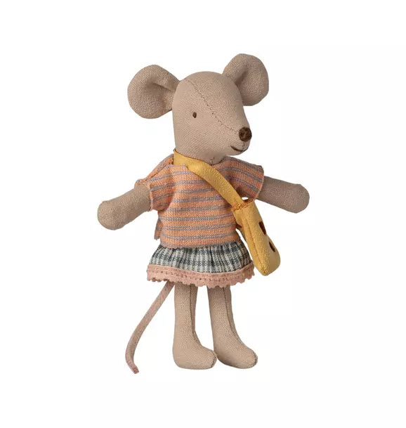 Little Sister Mouse With Bag | Maileg