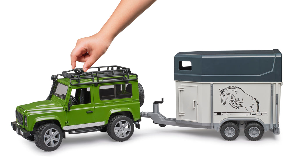 Land Rover Defender SW com Atrelado | 1 cavalo
