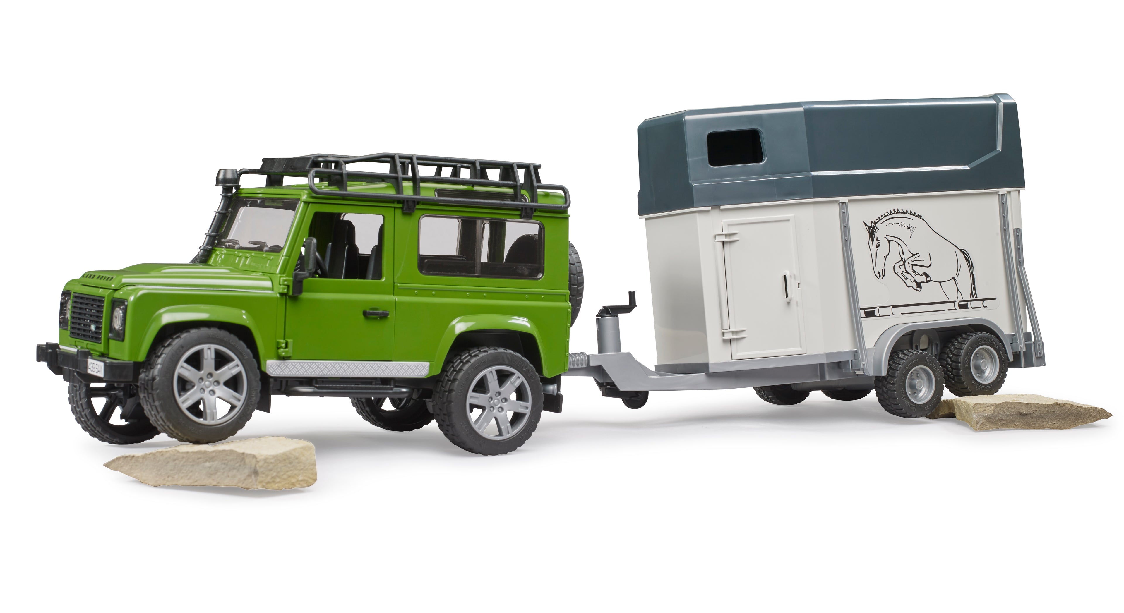Land Rover Defender SW com Atrelado | 1 cavalo