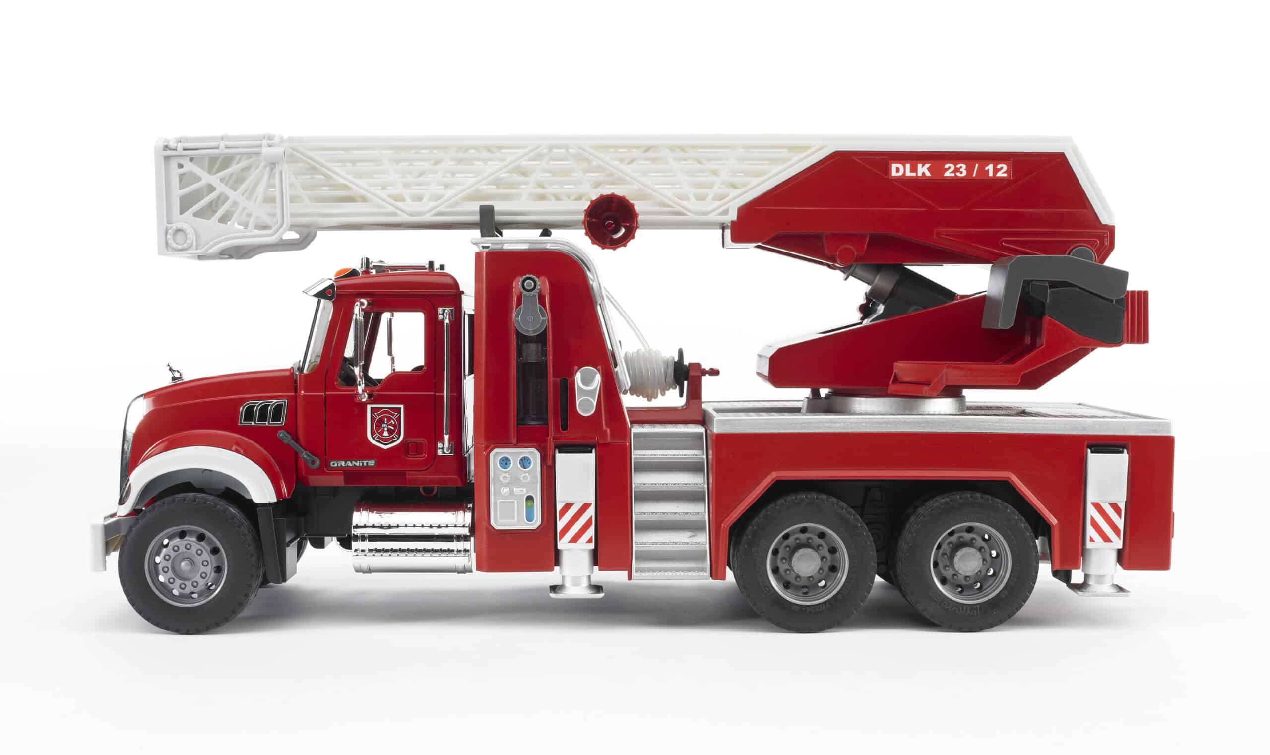 Carro de Bombeiros | MACK  | Granite com escada e bomba de água | L & S Mo