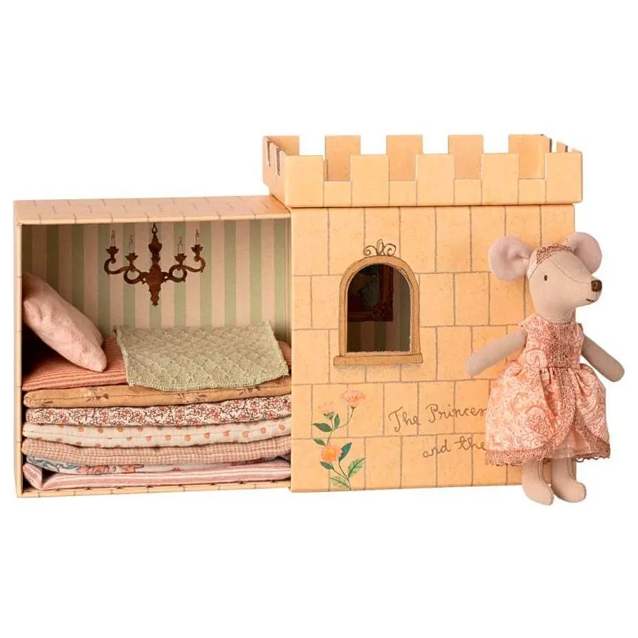 Princess and the pea | Maileg | Big sister mouse