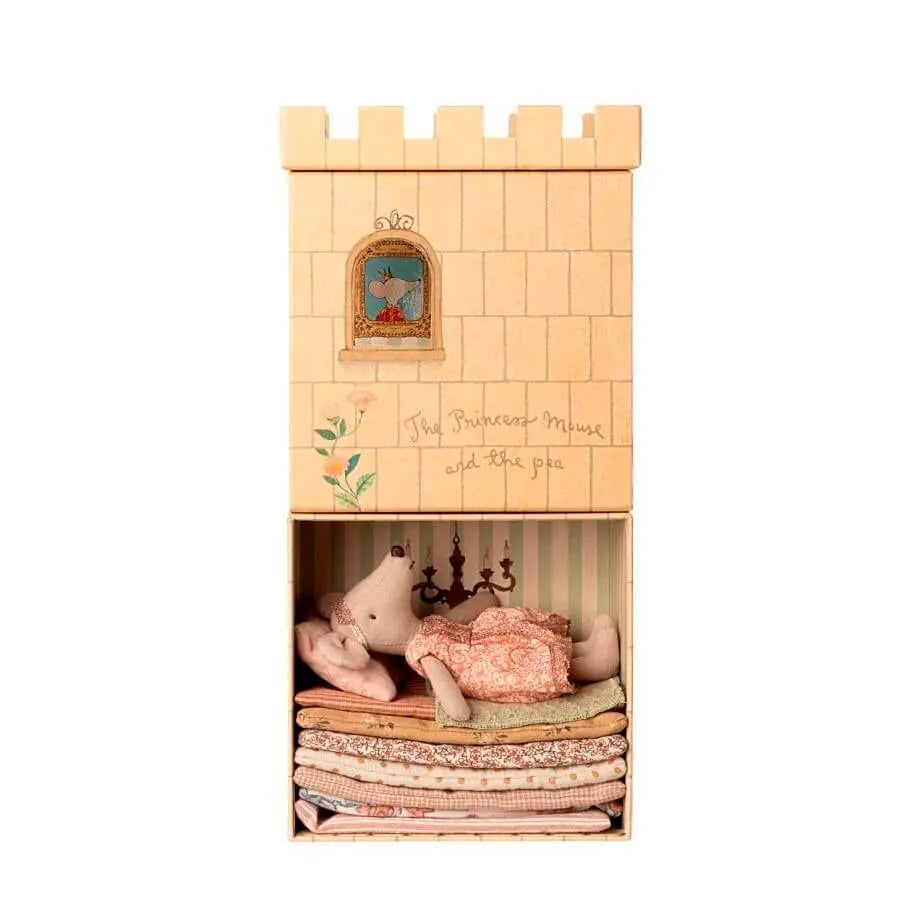 Princess and the pea | Maileg | Big sister mouse