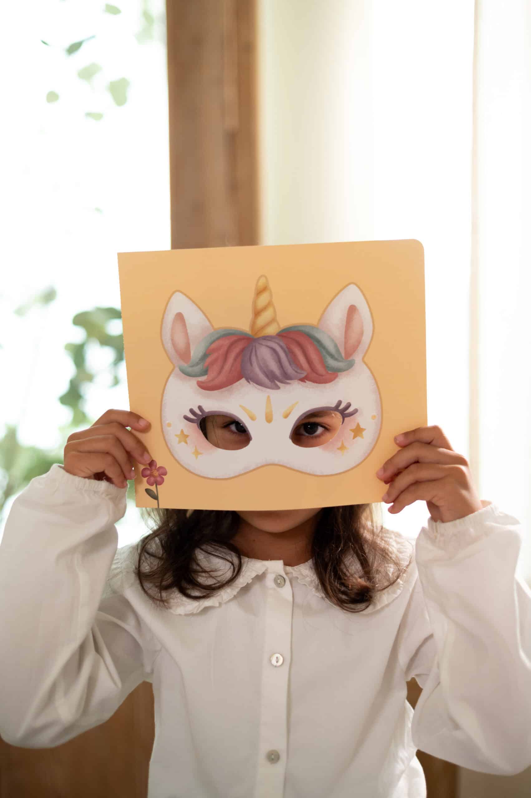 Livro de Recorte com Tesoura | Máscaras | Rosa & Friends