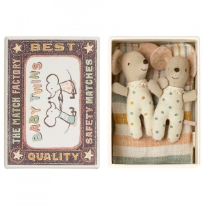 Twins | Baby mice in matchbox