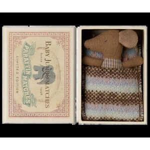 Sleepy wakey baby mouse  |  Matchbox  |  Rose