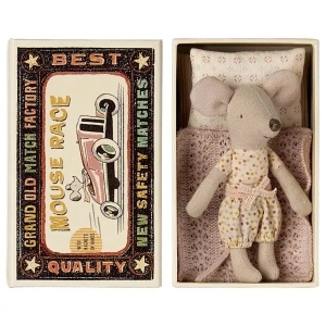 Little sister | Mouse in matchbox