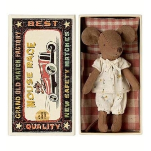Big sister | mouse | in matchbox